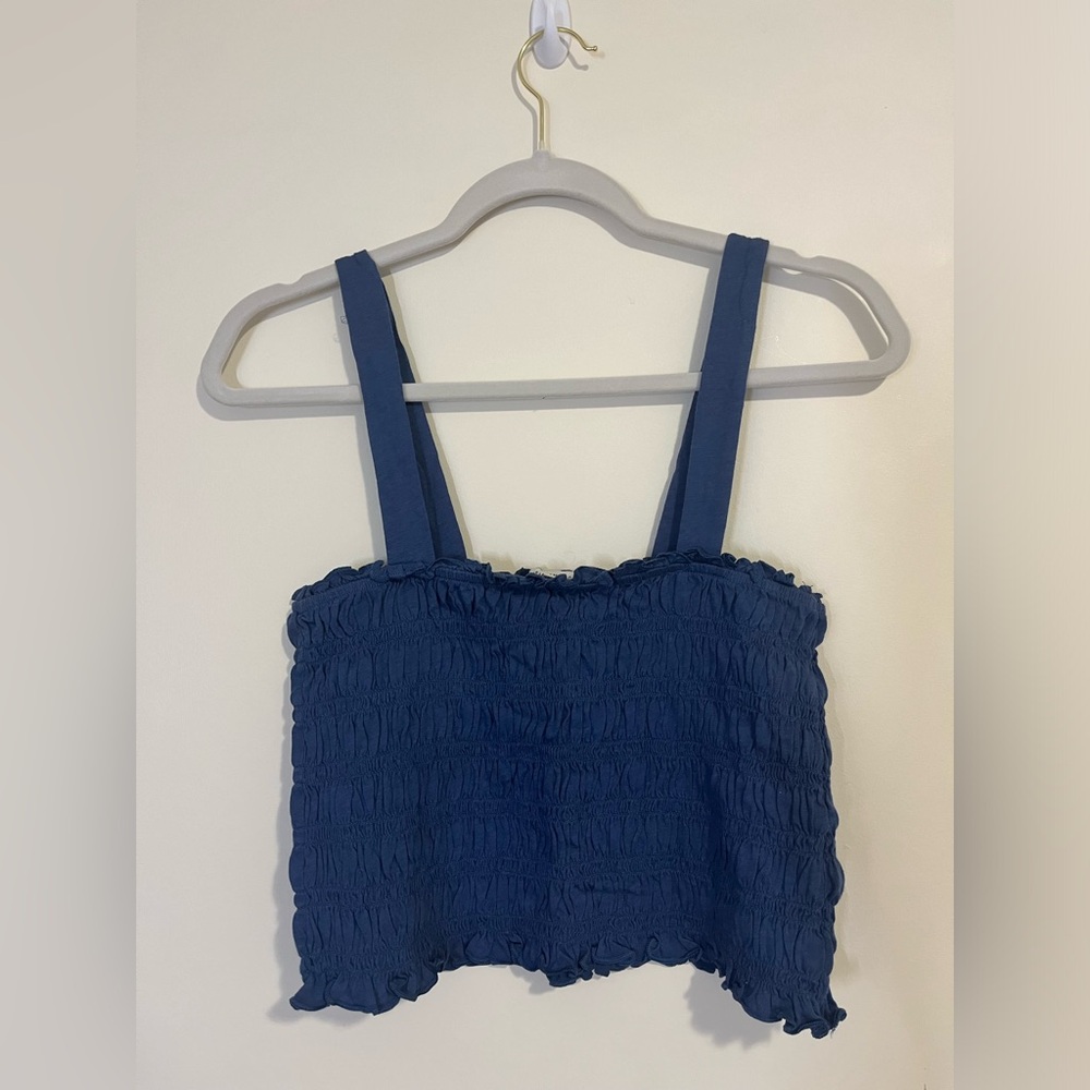 American Eagle Medium stretchy smocked blue tank
